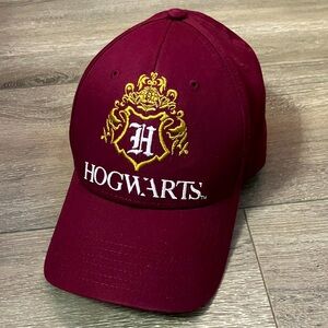 Harry Potter Hogwarts Hat Maroon
